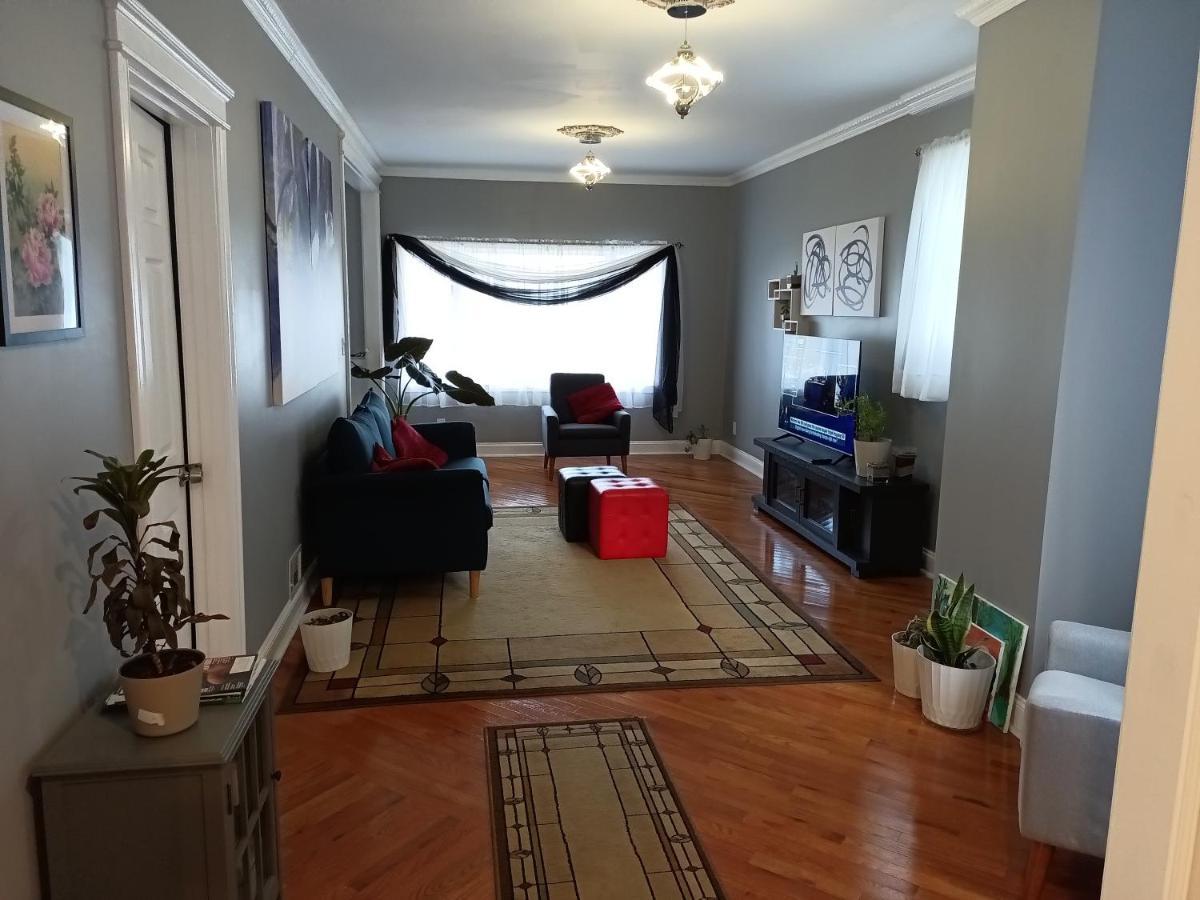 Cozy Updated 3-Br Apartment Near Peace Bridge Buffalo Exteriör bild